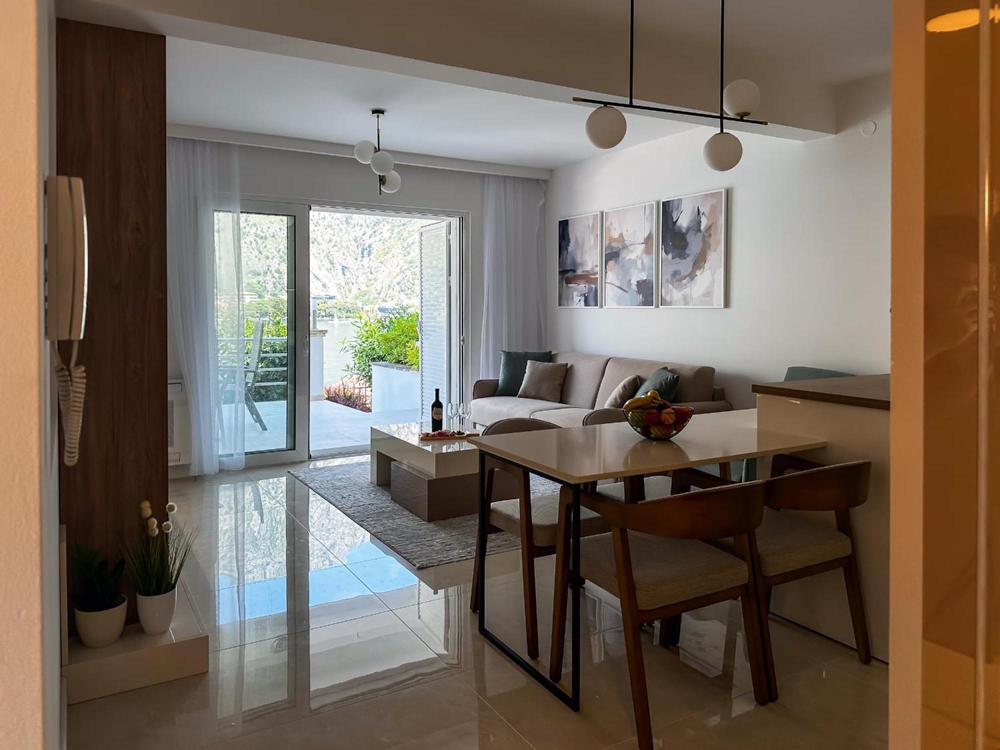 Chillout Apartment In Kotor Bay Экстерьер фото